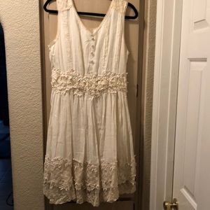 New with Tags!! Feminine Ivory Lace Dress